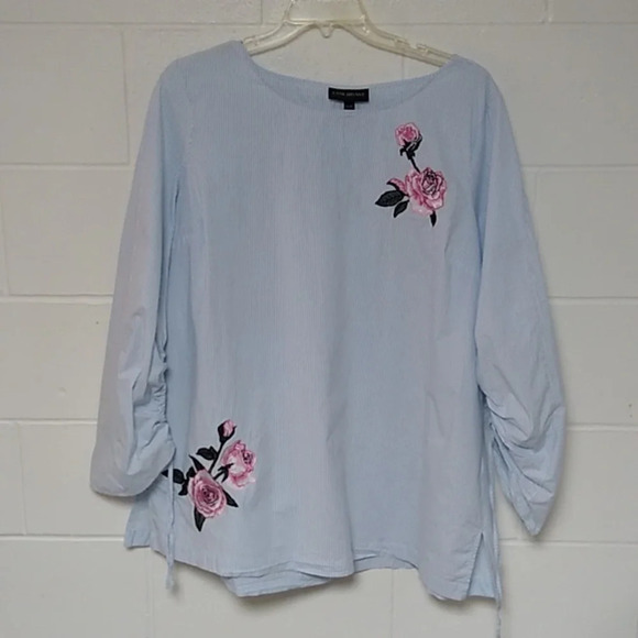 LANE BRYANT EMBROIDERED, PINSTRIPE, 3/4 SLEEVES, LIGHT WEIGHT, SIDE VENT, TUNIC - Picture 1 of 7